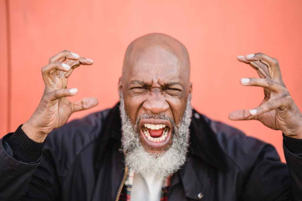 Understanding Hair Fall: Causes, Symptoms, and&nbsp;Remedies